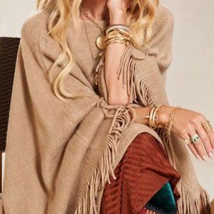 Shiraleah Rowan Poncho